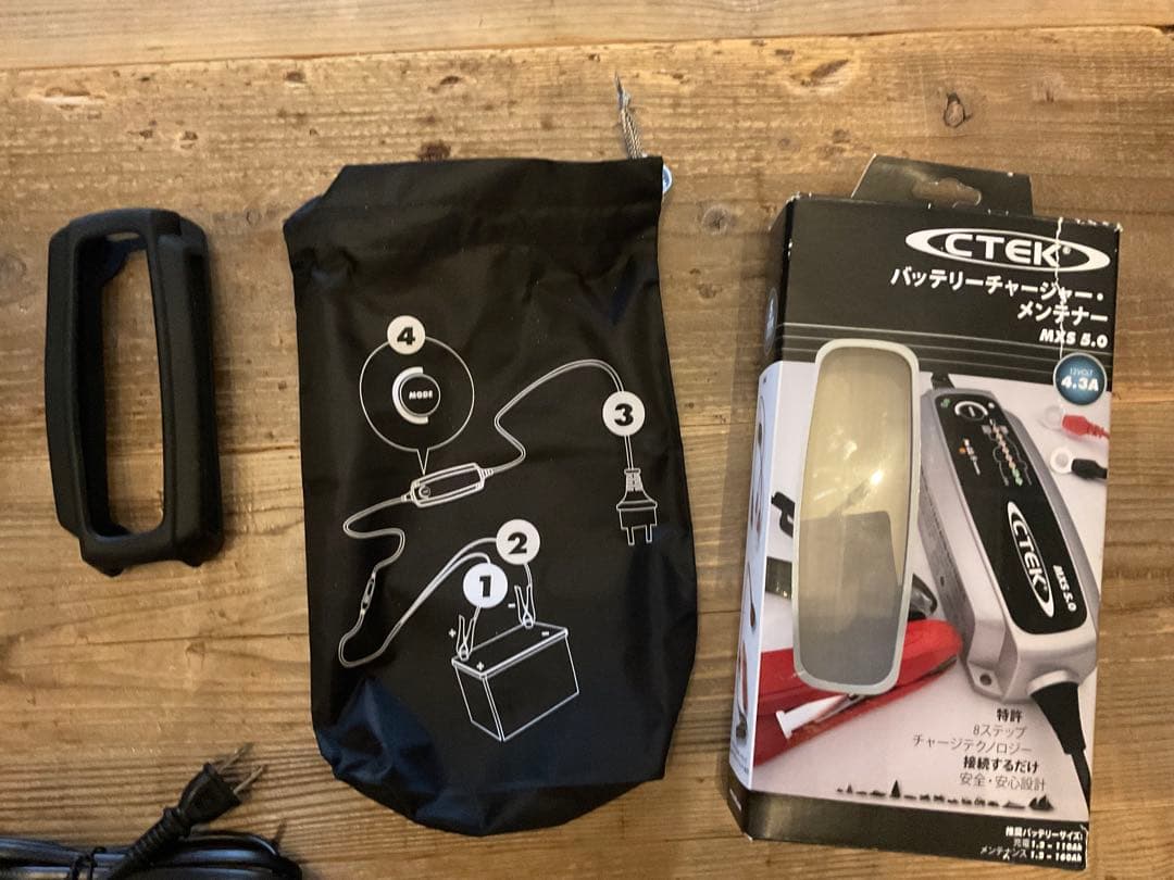 CTEK MXS 5.0 バッテリー充電器