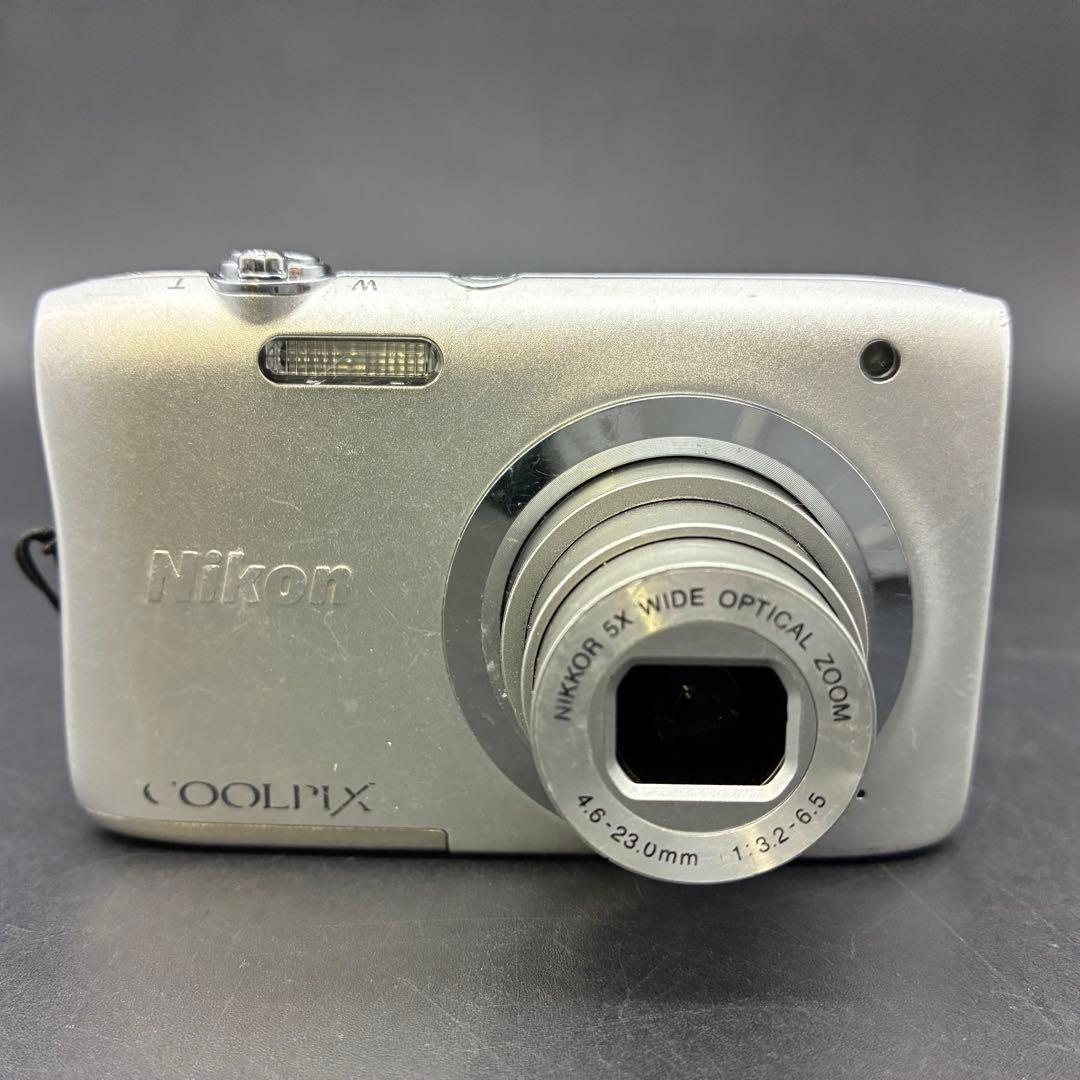 ニコン Nikon COOLPIX A100 動作品　デジカメ　クールピクス
