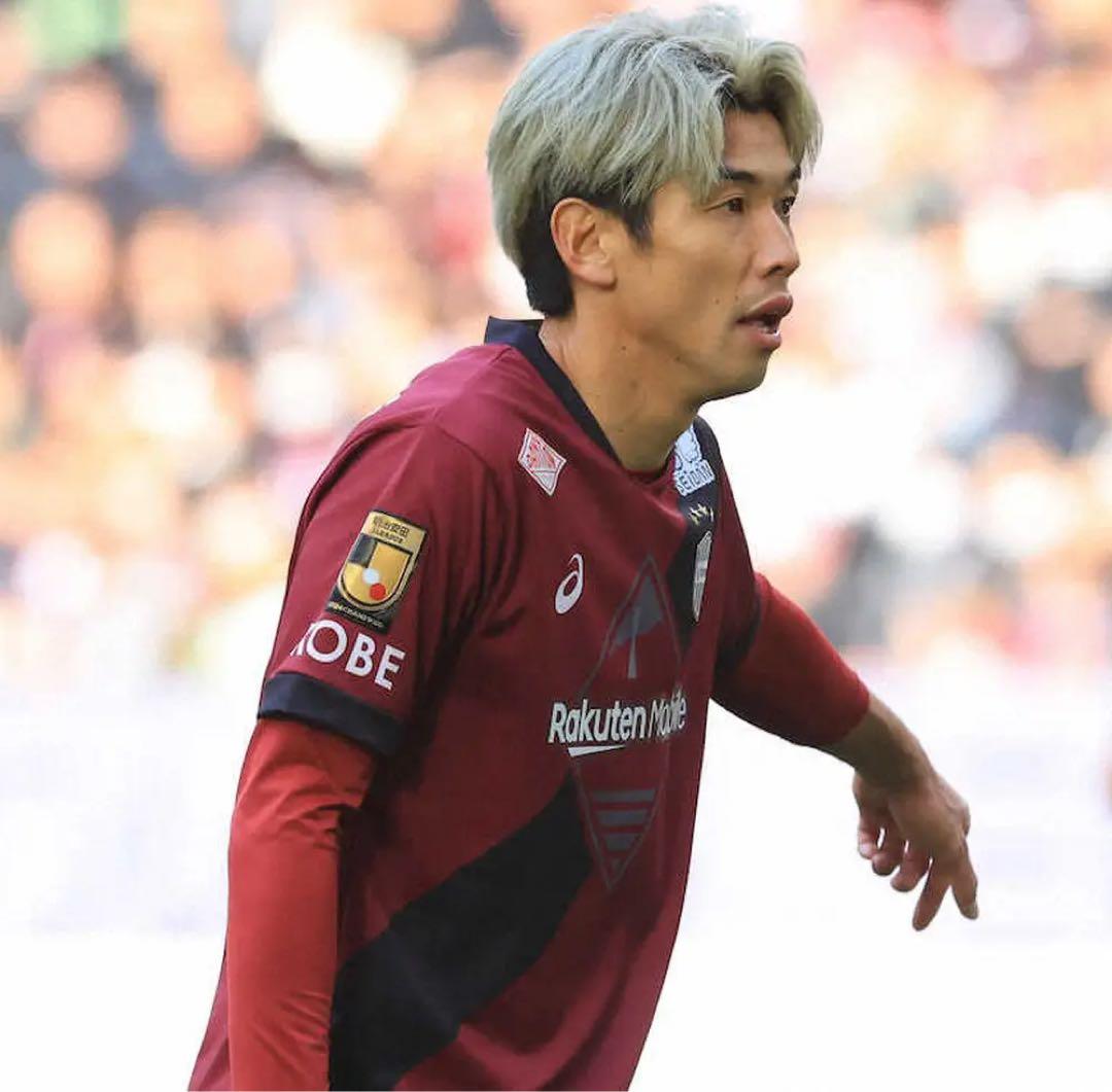 ヴィッセル神戸2025レプリカユニフォーム(大迫勇也、武藤嘉紀２枚セット)