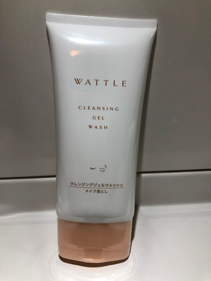 WATTLE ワトルクッションファンデ、パウダー、クレンジングジェル　４点セット