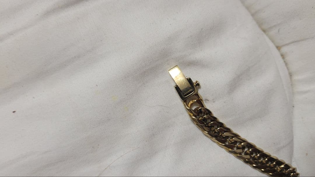 ネックレスです今まで気に入ってつけてたのですが