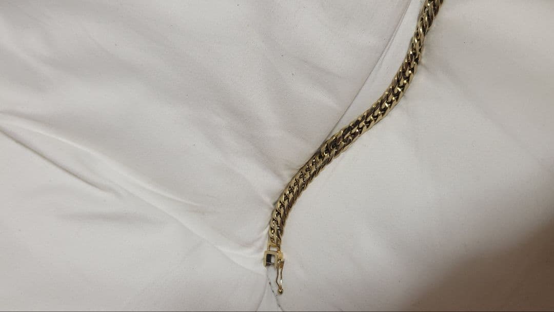 ネックレスです今まで気に入ってつけてたのですが