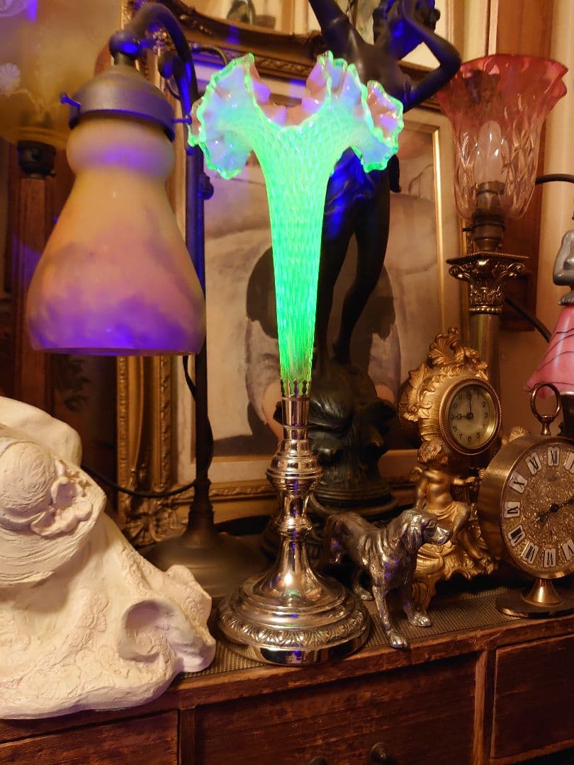 「売約済」フランス1890s'ヴィクトリアンクランベリー ヴァセリンSP花器