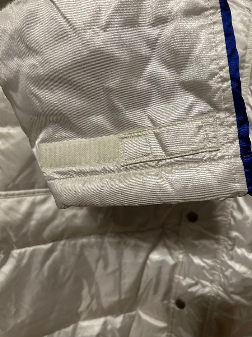 PUMA PXJ363S ベンチコート XO ホワイト/ブルー