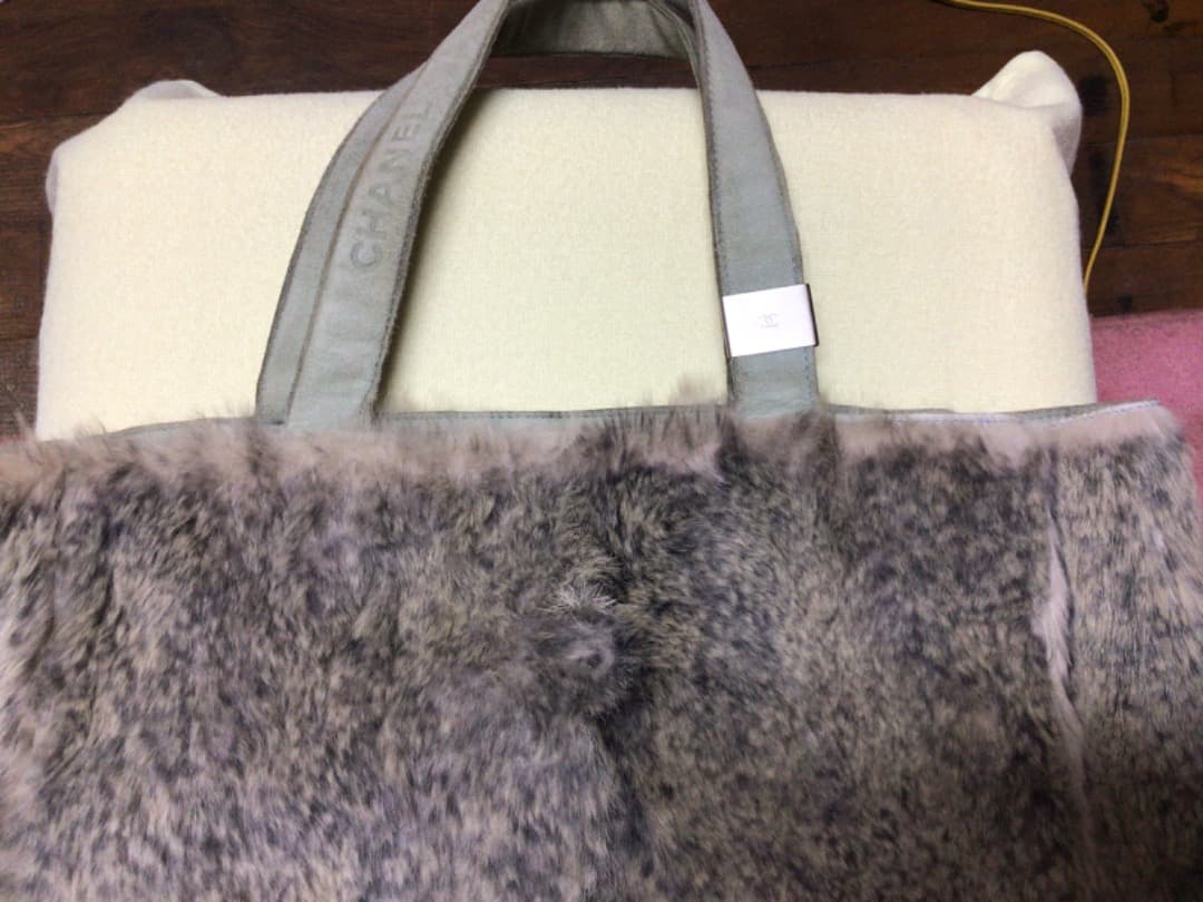 Hana　シャネル　ファーバック