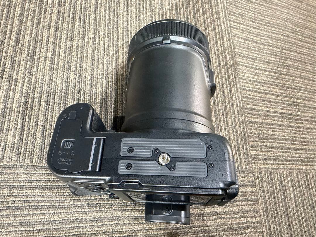 Nikon COOLPIX P1000 本体　数回使用　新品バッテリー付