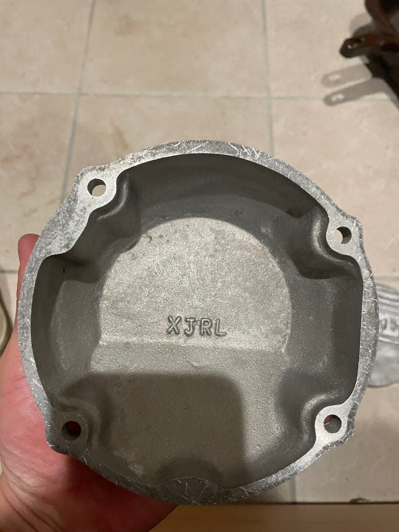 xjr400 4hm BEET アルミカバー 2個セット