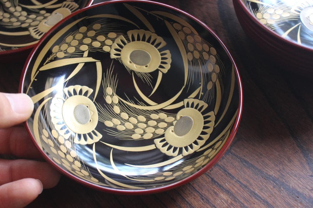 デッドストック！深みある糸目紅溜塗に極上稲穂福来雀蒔絵のお椀2点（検輪島塗雑煮椀