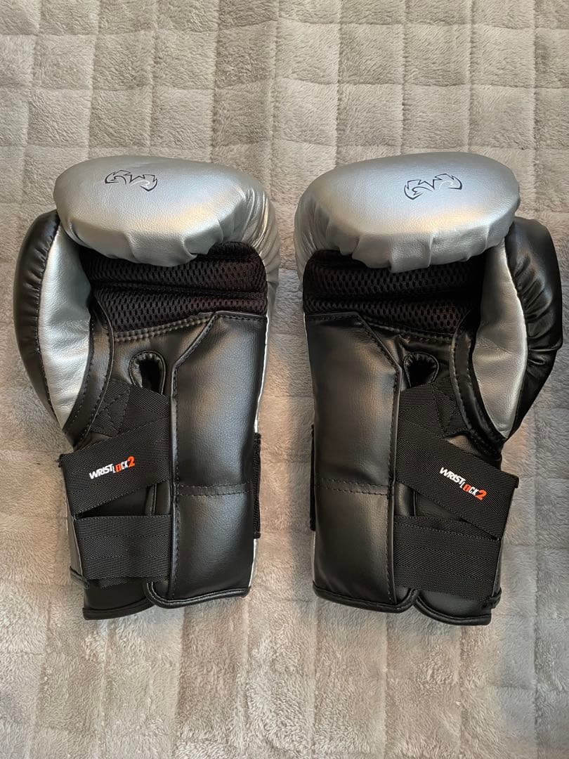 RIVAL ボクシンググローブ（14oz）&シューズセット