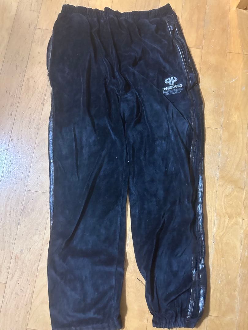 pelle pelle ベロア セットアップ