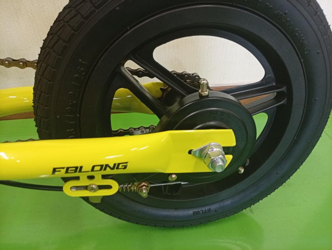 新品未使用 3in1 子供自転車 キックバイク 12インチ GREEN色