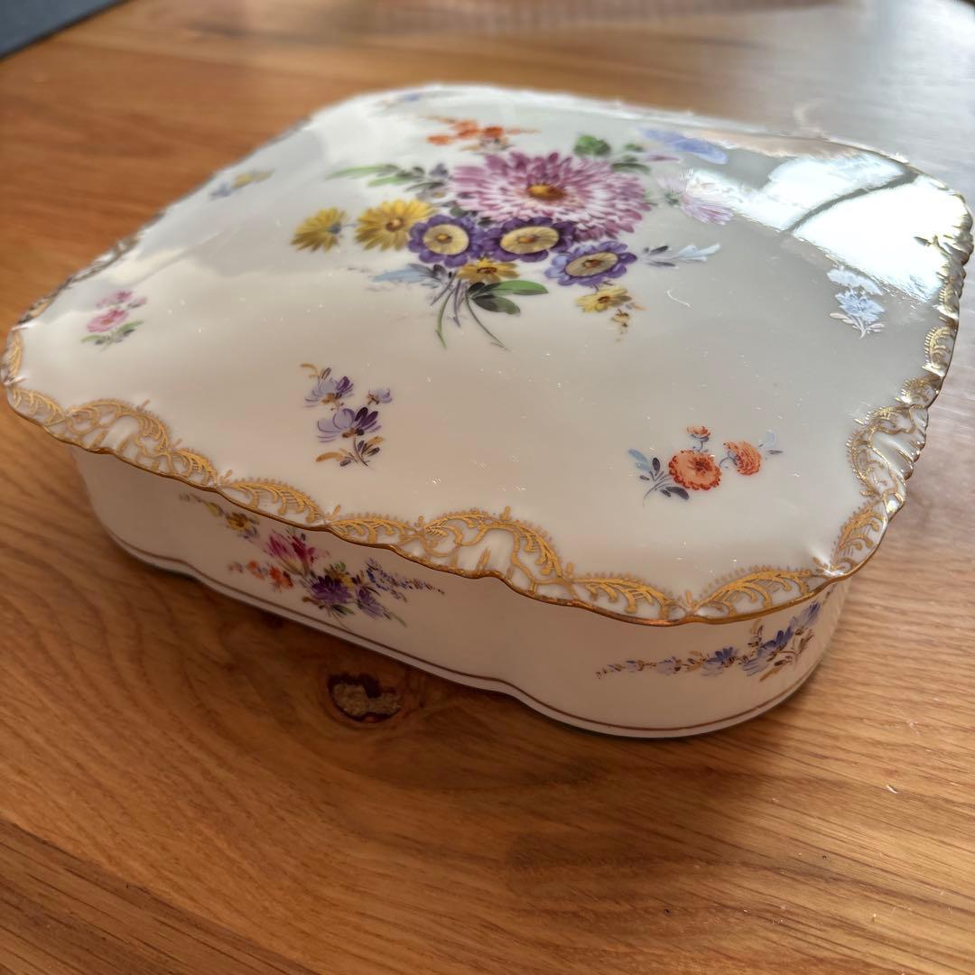 n*a様 花柄陶器皿 四角形　ドレスデン Dresden