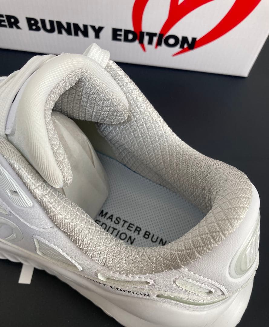 新品 パーリーゲイツ マスターバニー メッシュライクシューズ 26.0cm 白