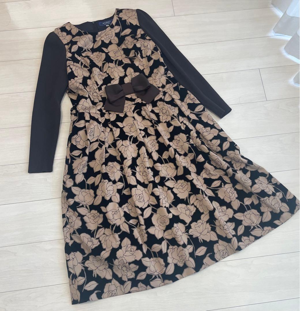 土日限定お値下げ　エムズグレイシー　お袖リブ花柄がエレガントなワンピース　44