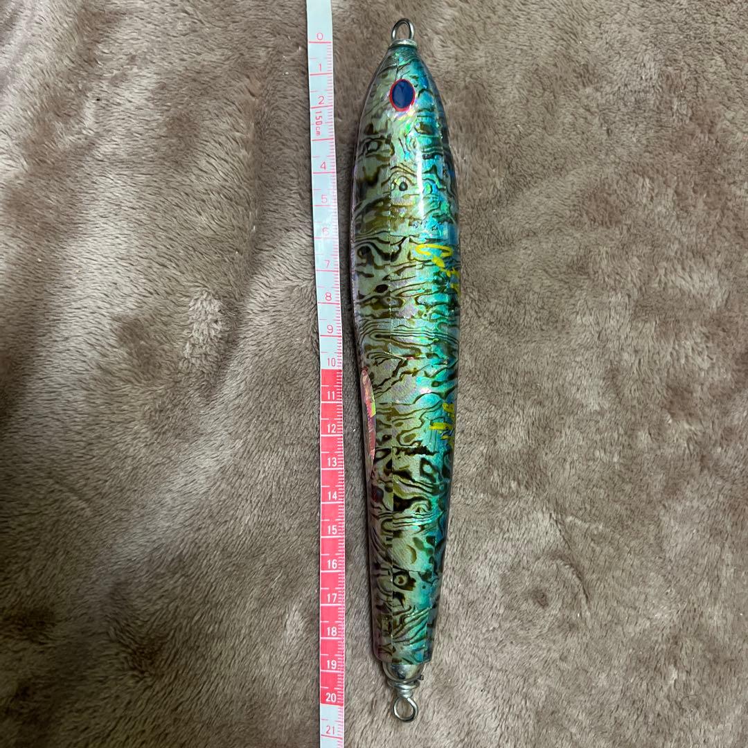 貝田ルアー　カットバック