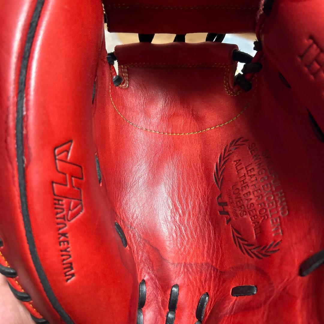 ハタケヤマ　軟式グローブ 赤