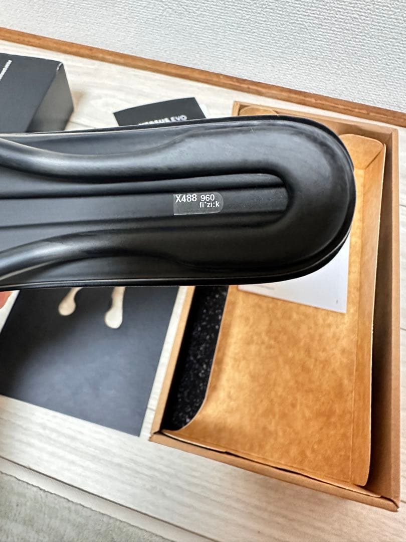 fi'zi:k Antares Versus Evo 00Regular(新品)