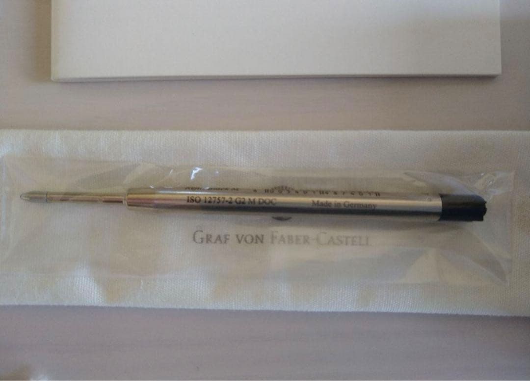 【新品未使用】ファーバーカステル　ボールペン　プラチナ