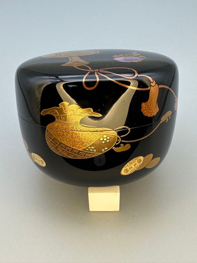 茶道具　棗　前端春斎　宝尽し蒔絵