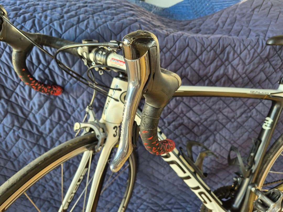 FOCUS EINDHOVEN PRO ロードバイク　フォーカス　イザルコ　中古