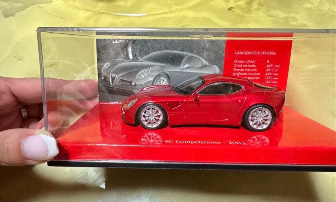 MINICHAMPS アルファロメオ 8C コンペティツィオーネ