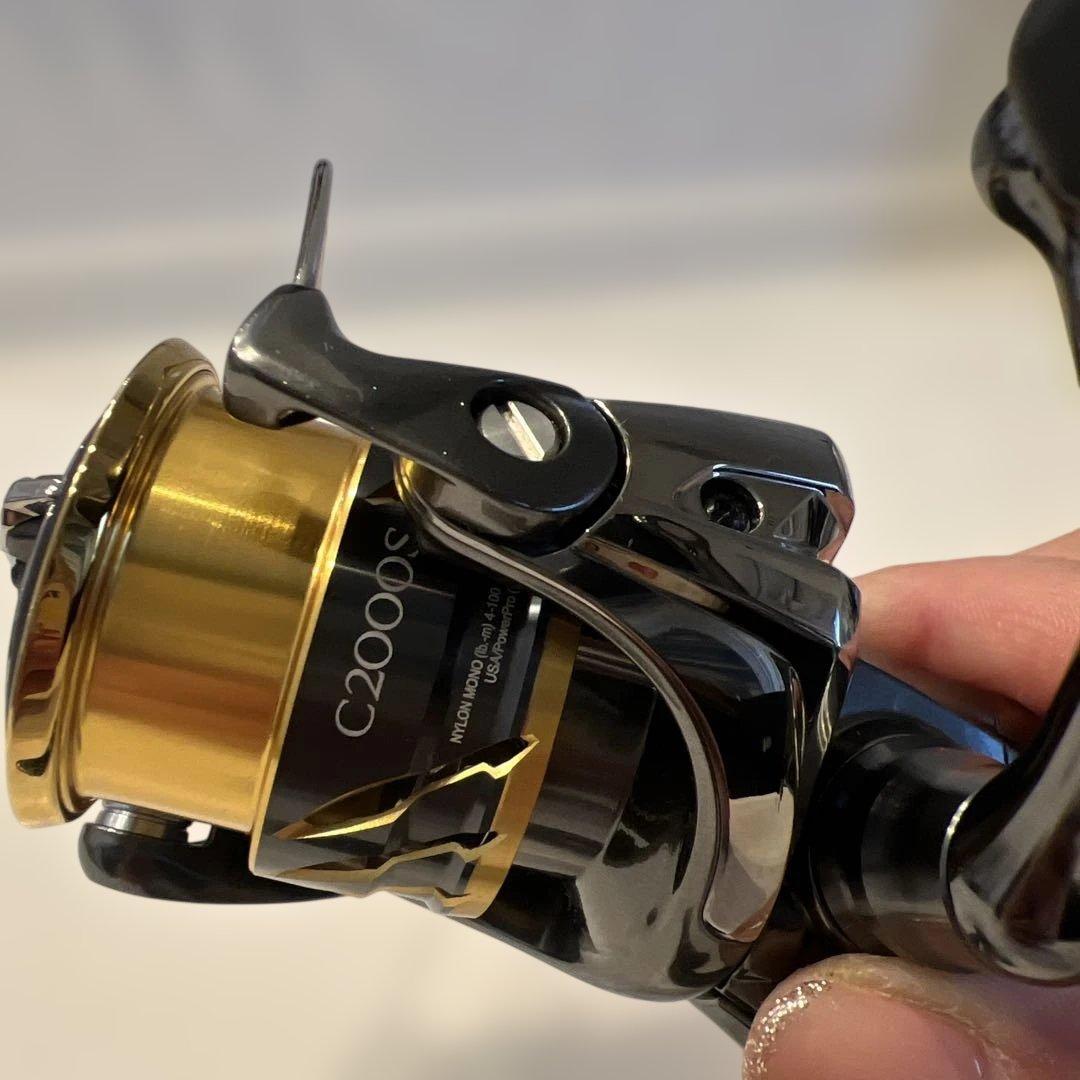 シマノ20ツインパワー C2000S