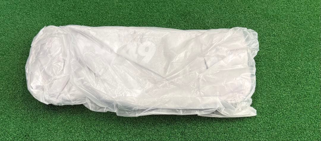 TFW49 スタンドキャディバッグ　ヘッドカバー付き