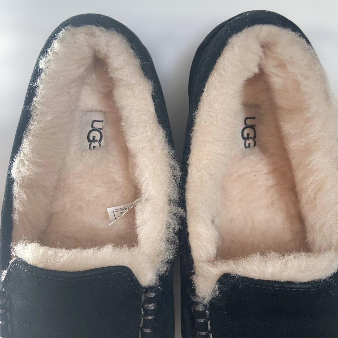 UGG アンスレー モカシンシューズ