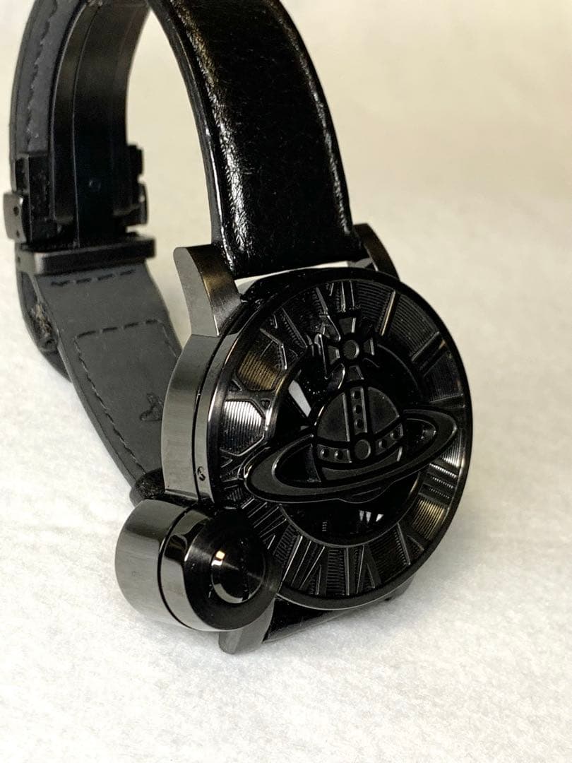 美品 ヴィヴィアンウエストウッド 腕時計 CAGEⅡ オーブ 稼働品 付属品完備