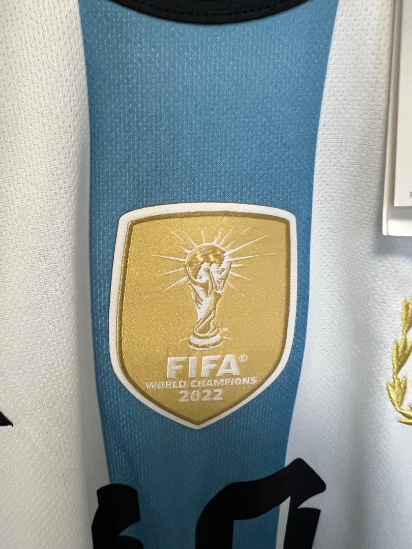 【タグ付新品未使用】アルゼンチン代表 メッシ　ユニフォーム