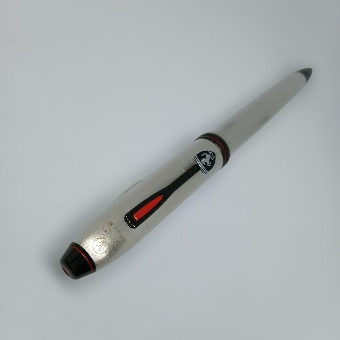 CROSS タウンゼント　フェラーリコラボ　　　シルバーボールペン ケース付き
