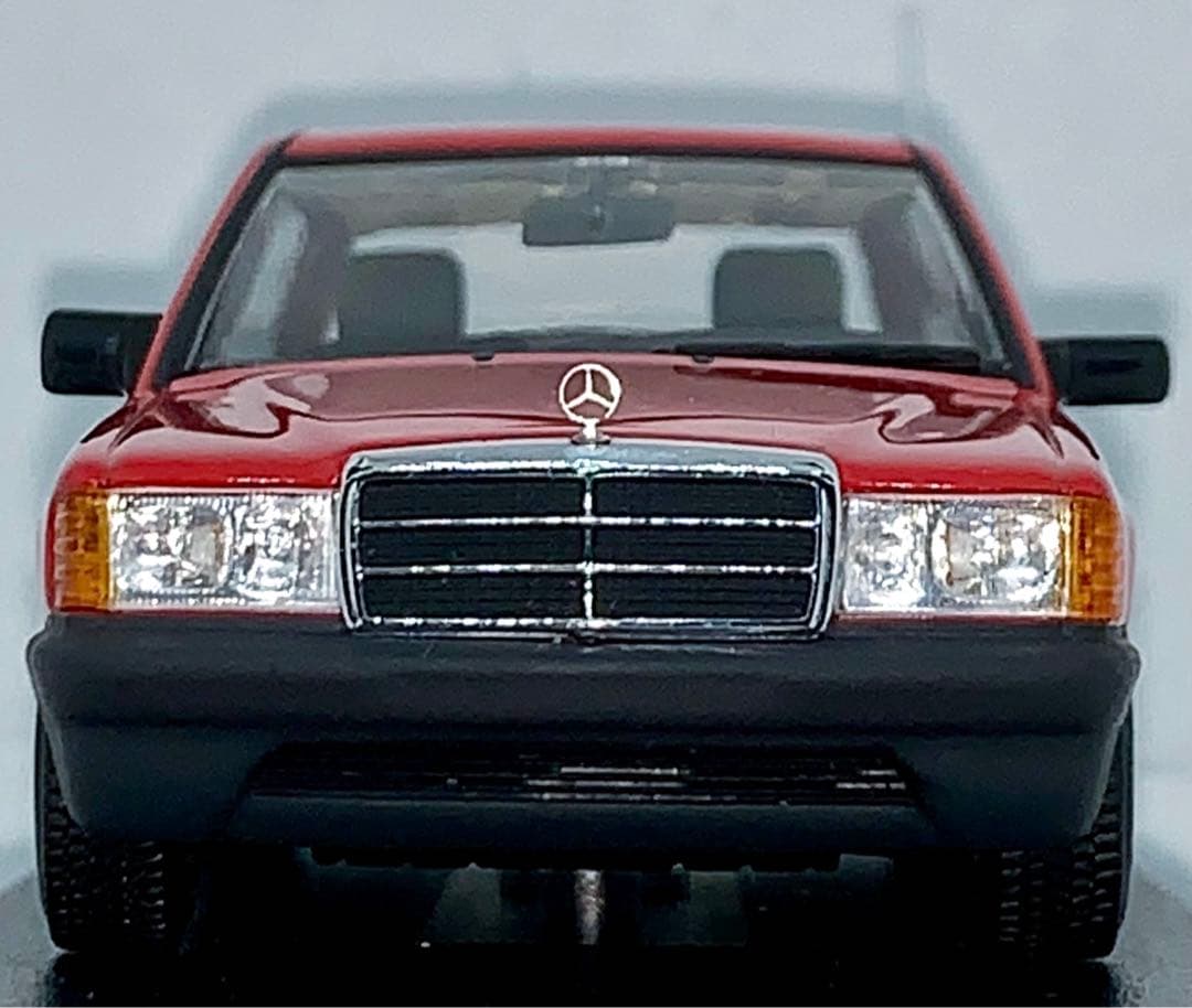 ミニチャンプス メルセデス・ベンツ 190E 1964 1/43 W201