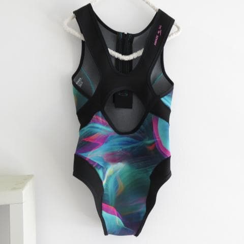 新品　ION Amaze 海外ブランド　ショーティ　ウエットスーツ　1.5