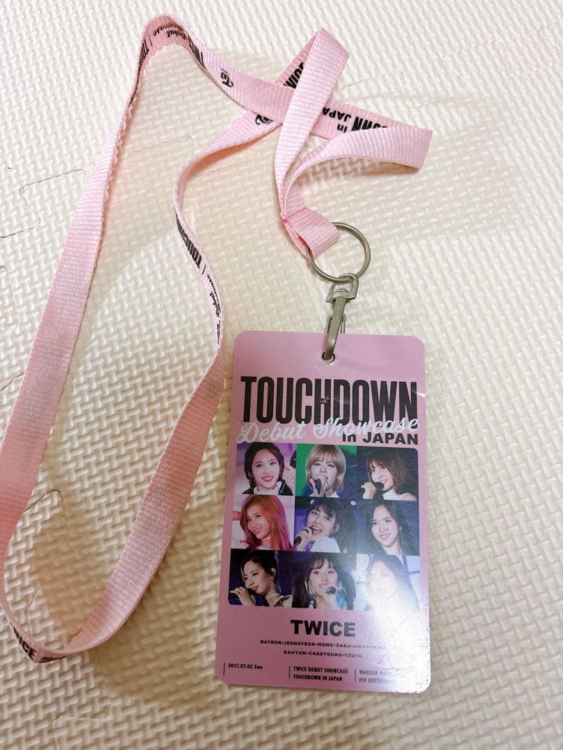 TWICEグッズまとめ売り‼️【レアモノ揃い】