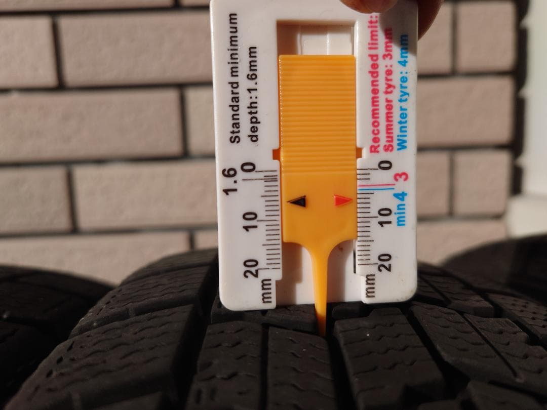 21年製 GOODYEAR ICENAV7 スタッドレス 155/65R14