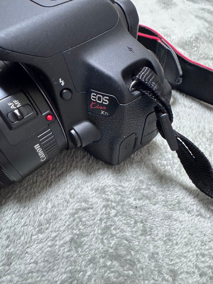 Canon EOS Kiss X7i デジタル一眼レフカメラ