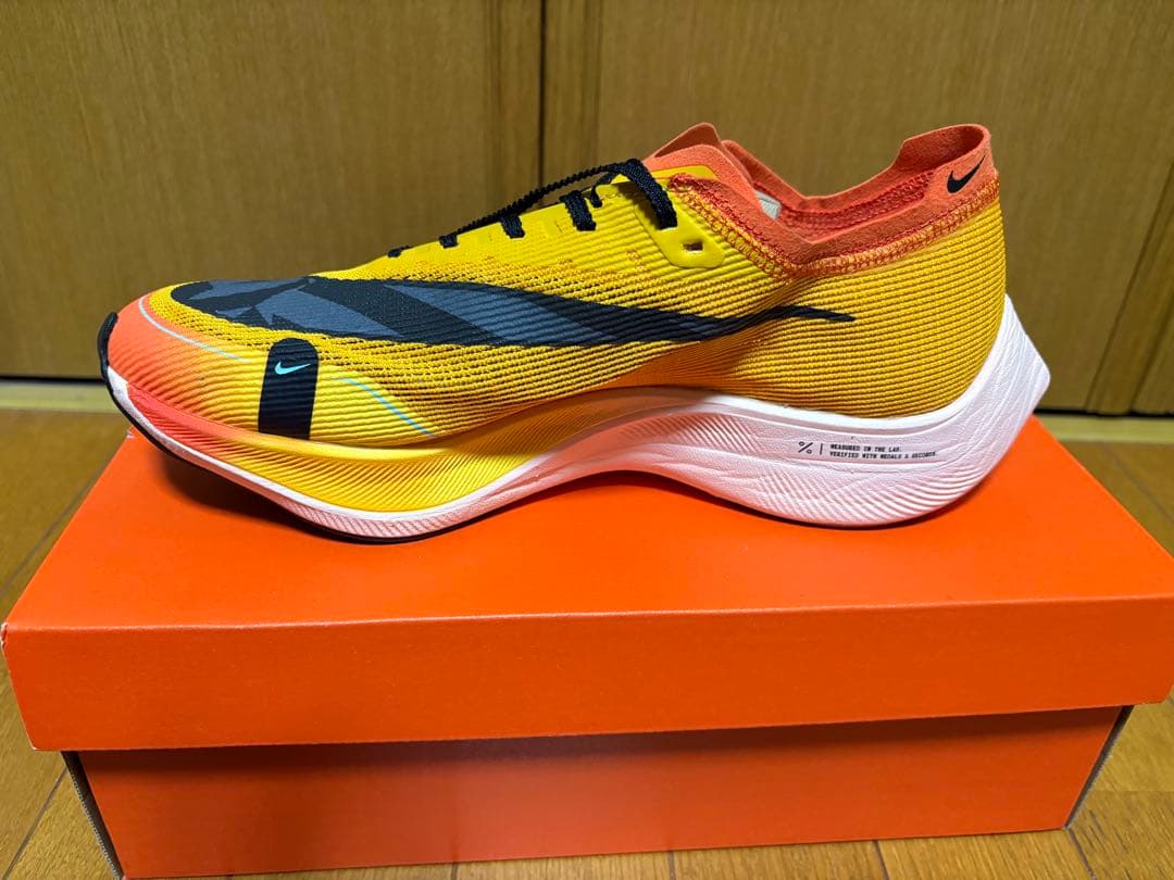 【新品未使用】NIKE ヴェイパーフライ ネクスト% 2 27cm タグ付