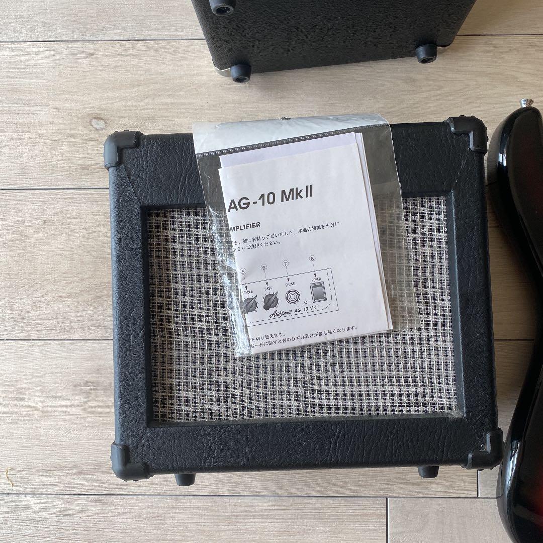 Photogenic Stratocaster (2-Color Sunb…