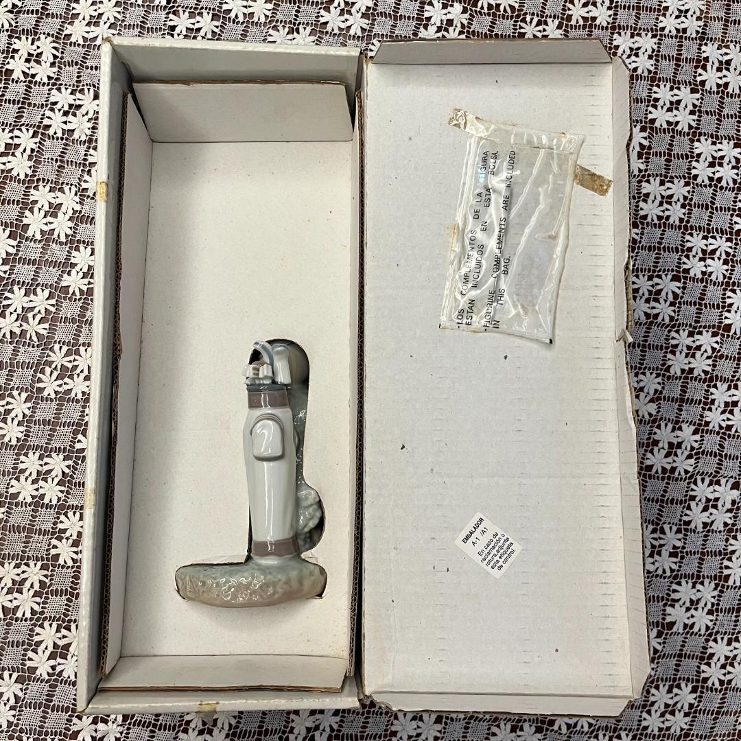 LLADRO 4824 ゴルフ Jugador de golf 陶磁器 人形