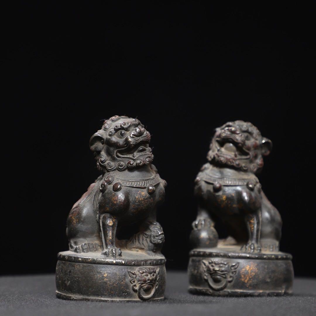 銅製　獅子像 2体セット　魔除け・守護・権威　文鎮　　　　　　置物