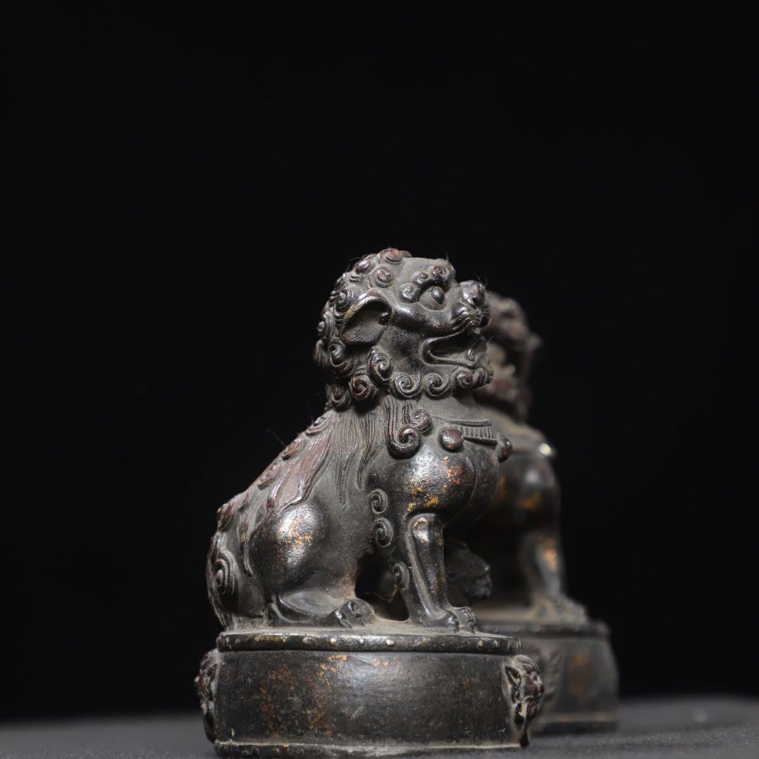 銅製　獅子像 2体セット　魔除け・守護・権威　文鎮　　　　　　置物