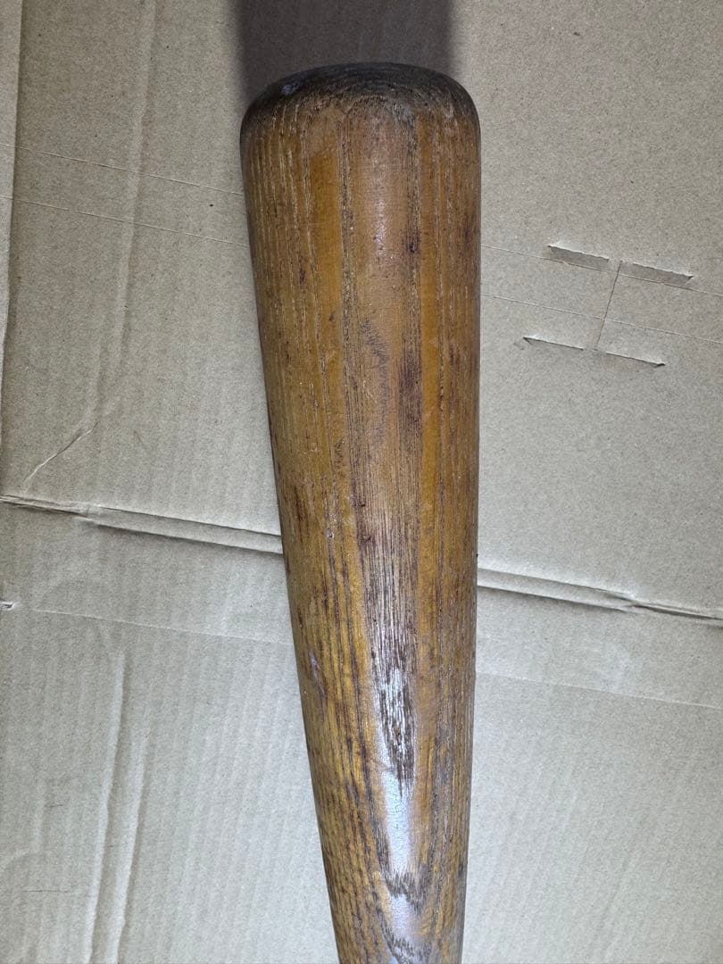 Louisville Slugger 木製バット 王貞治　ネーム入り