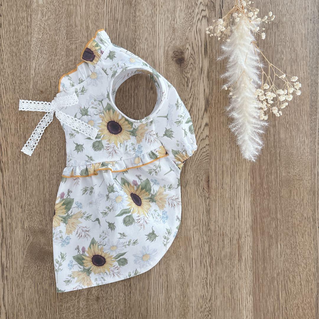 ハンドメイド　ひまわりとマーガレット　バックリボンワンピース　犬服