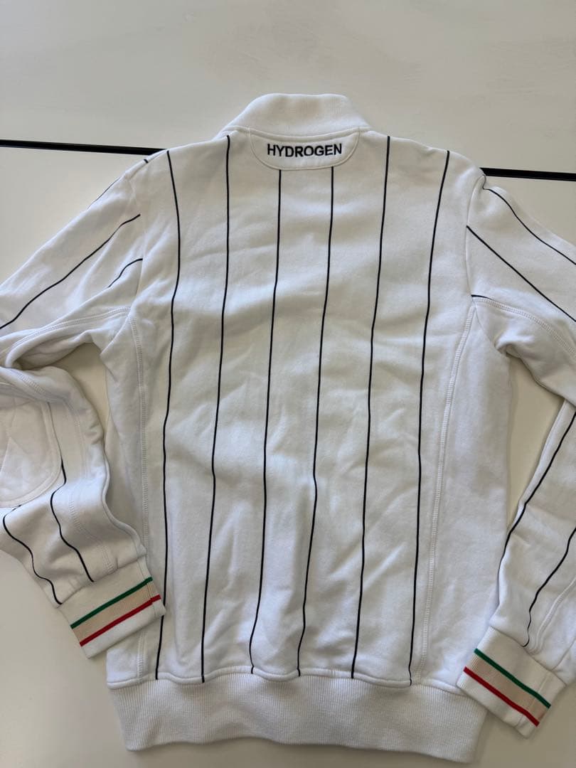 超美品　ハイドロゲン　ゴルフ　スウェット白　　　黒ストライプ　L相当