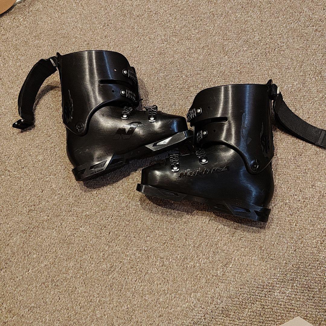 ノルディカドーベルマン5RD S 25.5