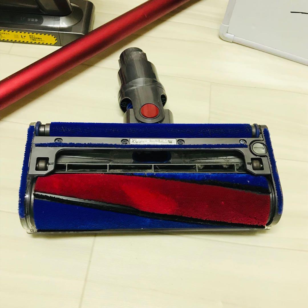 ダイソンv10fluffy sv12 本体のみ動作品