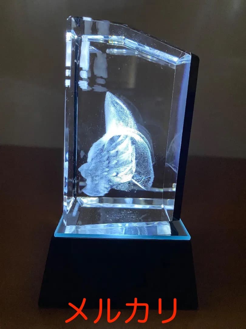 牙狼クリスタルアートRED REQUIEM(牙狼顔アップ・ザルバ顔アップ)台付き