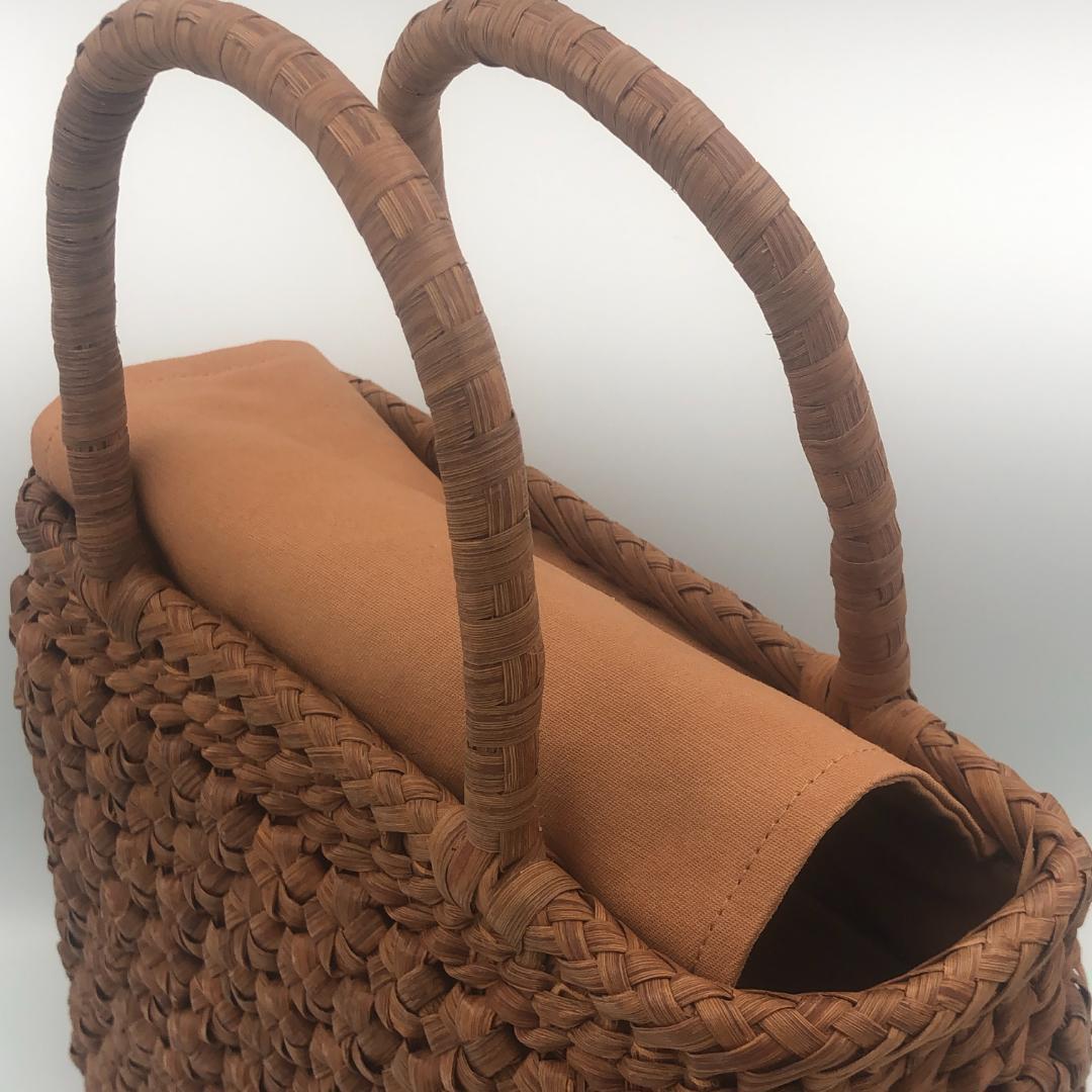 桜　山葡萄バッグ　六角編み　削皮　ハンドバッグ　新品　籠バッグ　日本企画