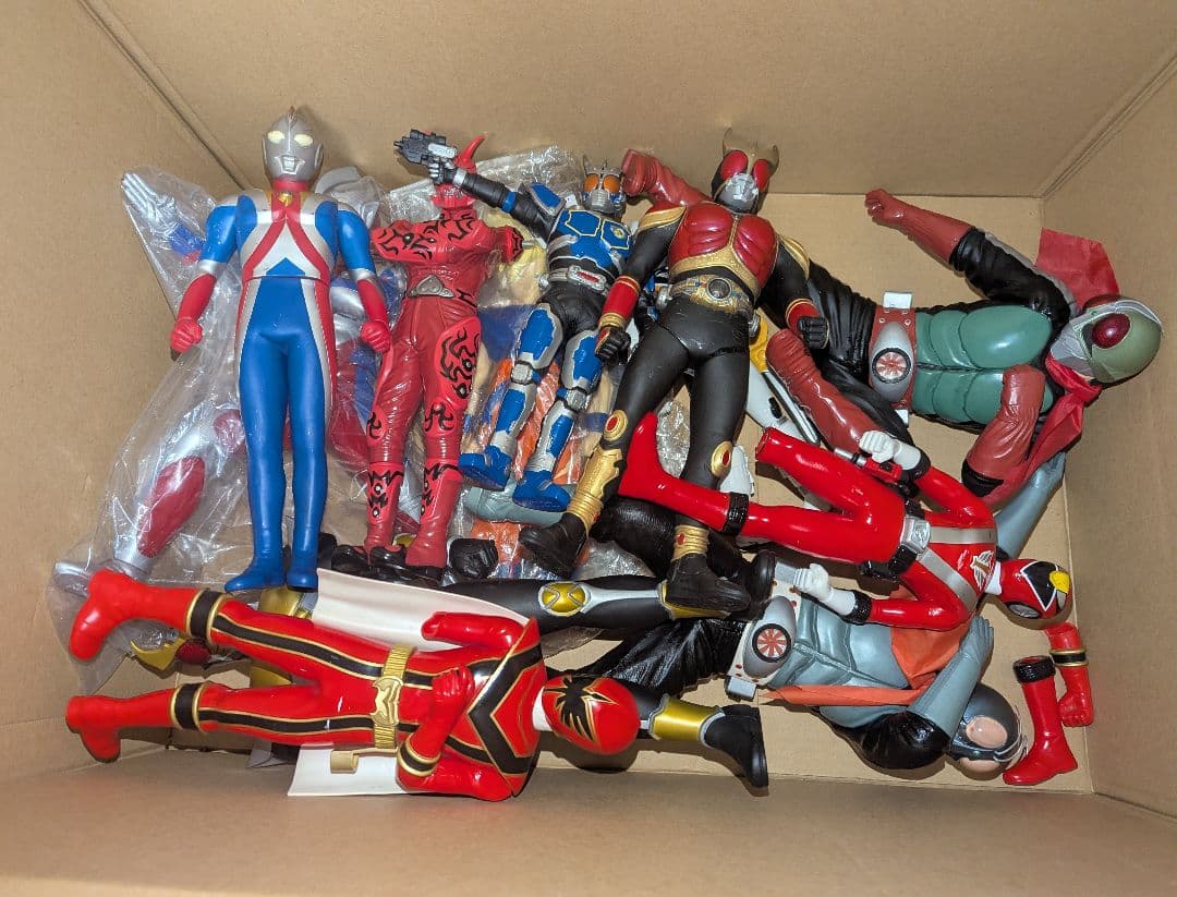 ジャンク フィギュア ソフビ まとめ売り 約51体前後 箱140サイズ