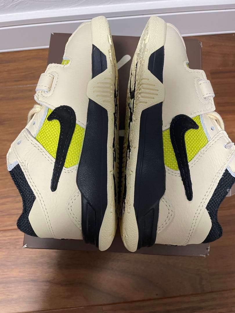 Travis Scott × Nike Jumpman Jack Bright